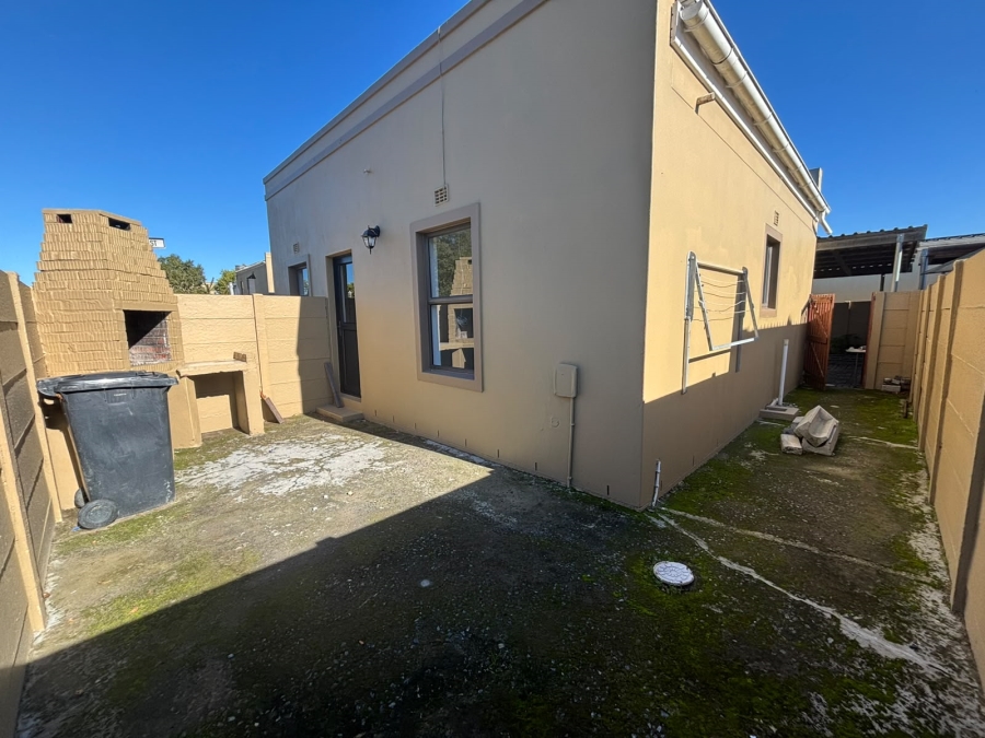 To Let 2 Bedroom Property for Rent in Bardale Village Western Cape